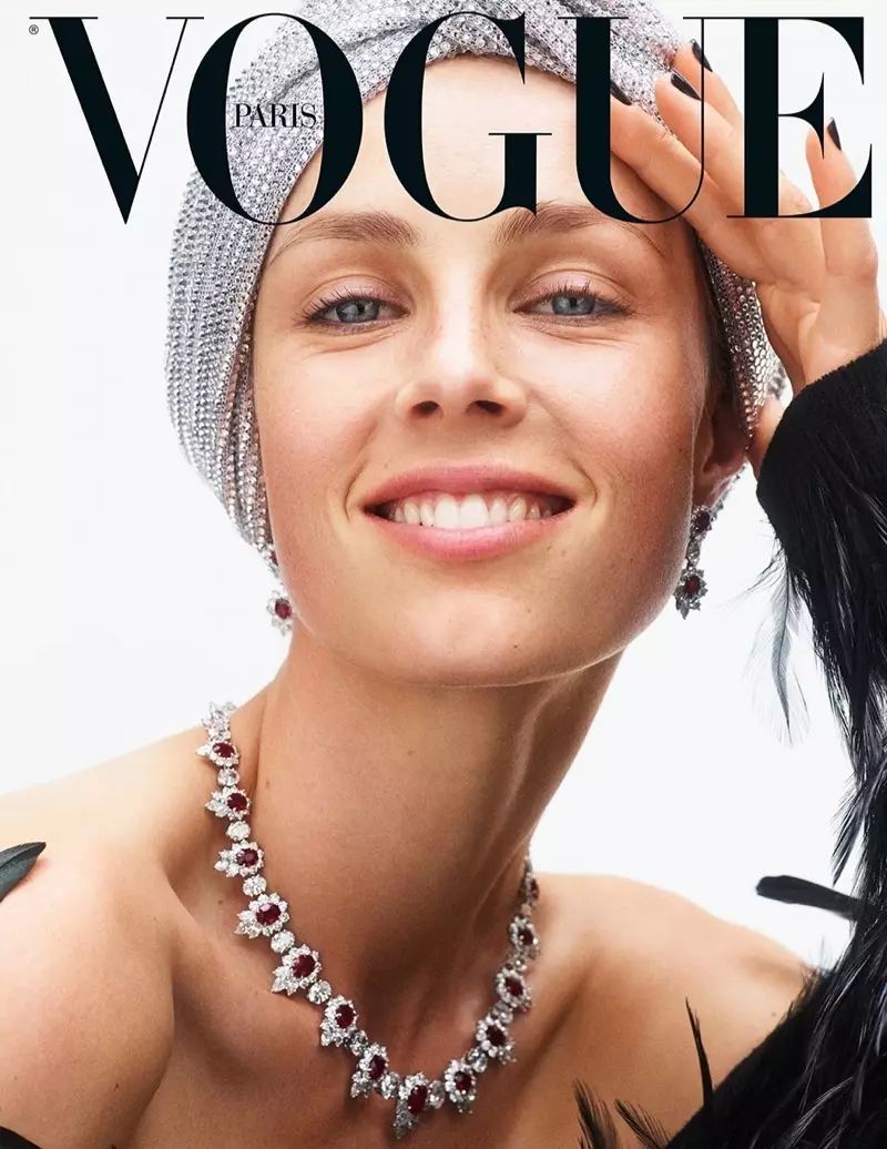 Kaia Gerber & Edie Campbell Múnla GEMS lómhara do Vogue Paris