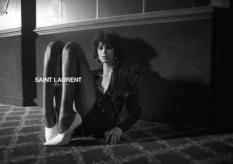 Saint Laurent menggunakan Mica Arganaraz untuk kampanye musim gugur-musim dingin 2018