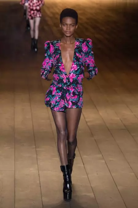 Saint Laurent va agli anni '80 per l'autunno 2018