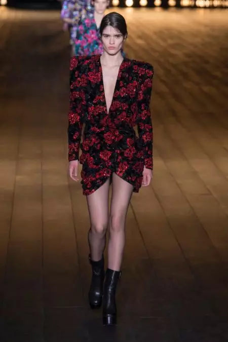 Saint Laurent Goes 80s ສໍາລັບລະດູໃບໄມ້ຫຼົ່ນ 2018