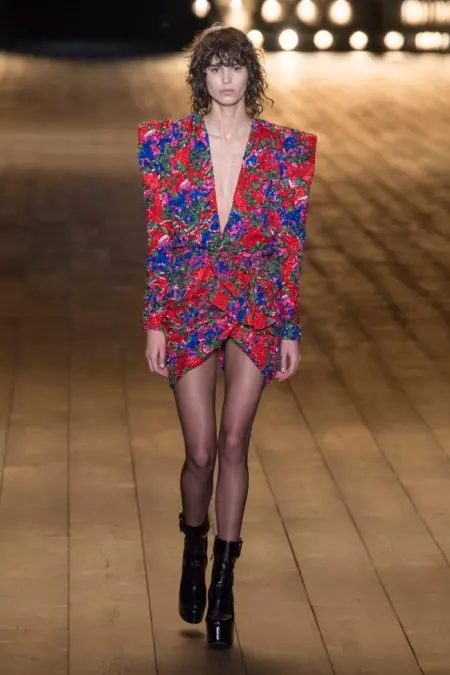 Осінь 2018 року Saint Laurent Goes 80-ті