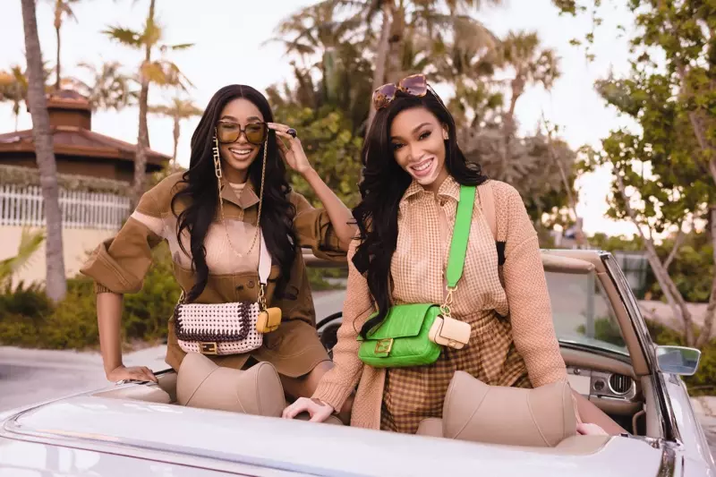 Winnie Harlow sareng Shannon Hamilton béntang dina kampanye Fendi #BaguetteFriendsForever