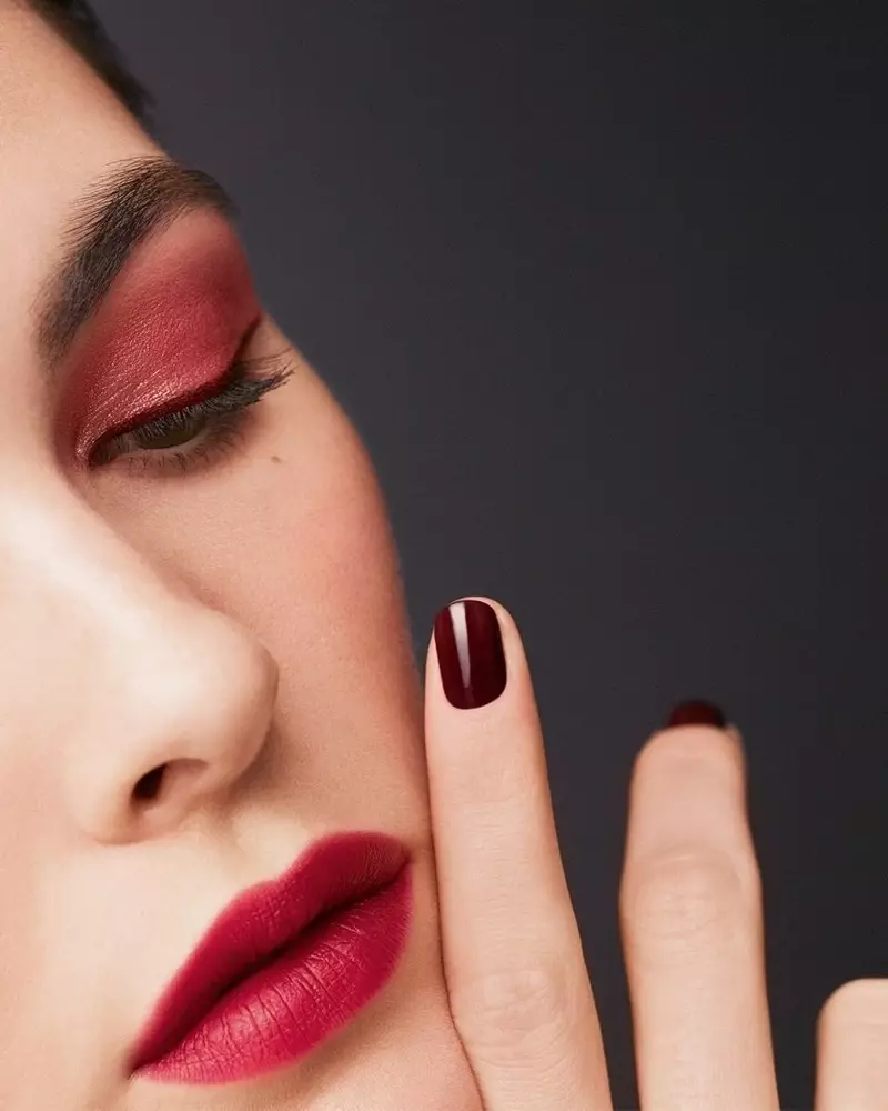 Ua faalauiloa e Chanel Makeup le tautoulu-taumalulu 2020.