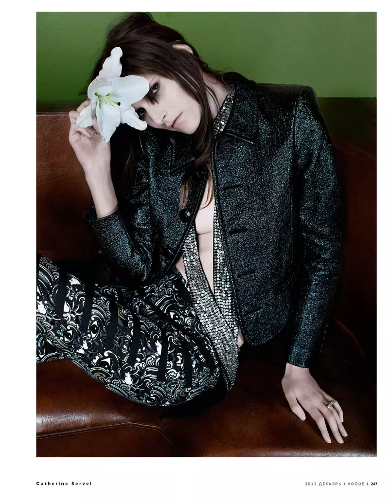 Marie Piovesan je Rock Glam pre Vogue Russia od Catherine Servel