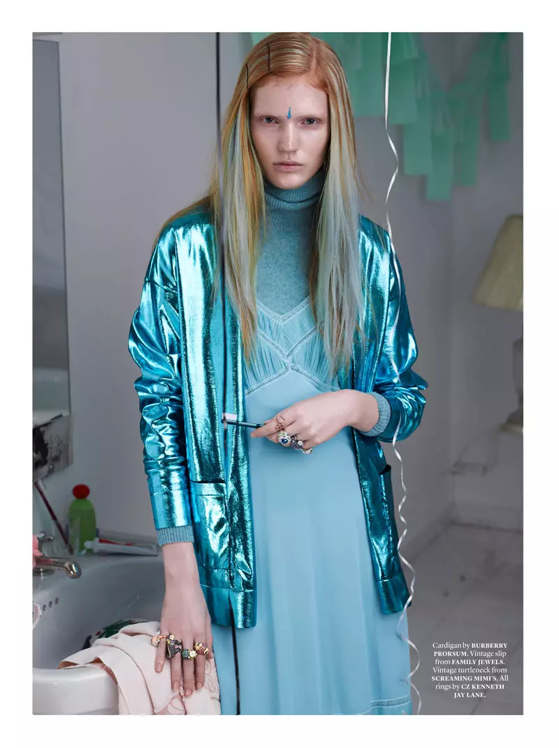 Anniek Kortieve Gets Domestic foar Document Journal S/S 2013 troch Catherine Servel