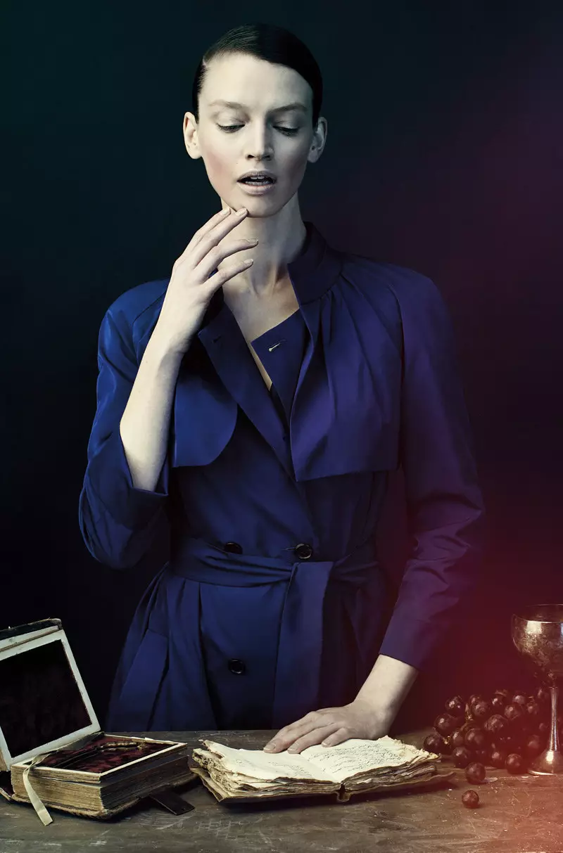 Chris Nicholls Lenses Austere Glamour สำหรับแคมเปญ Lida Baday's Fall 2012