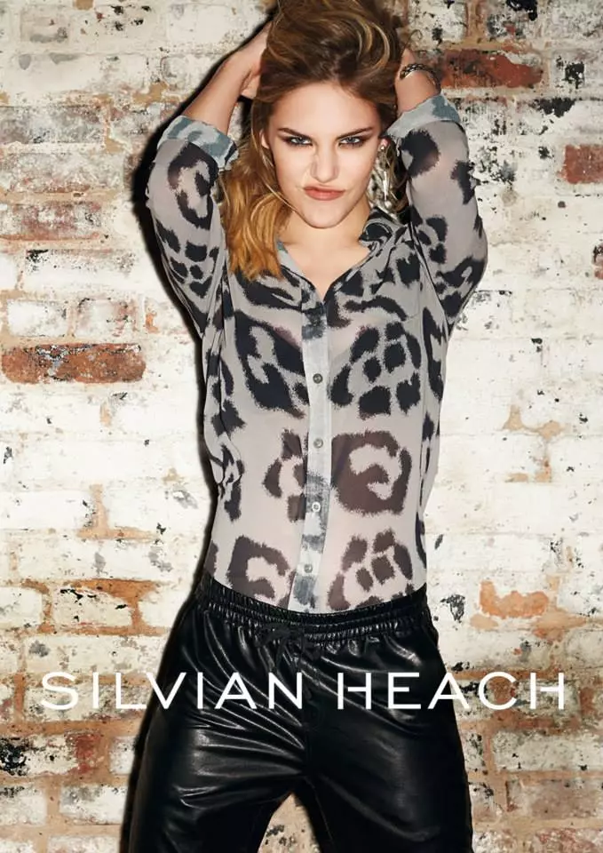 Ashley Smith Smolders ในโฆษณา Silvian Heach Fall 2013 โดย Terry Richardson