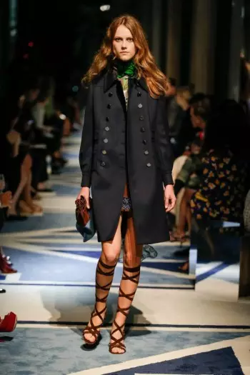 Miu Miu Mendapat Groovy untuk Resort 2015