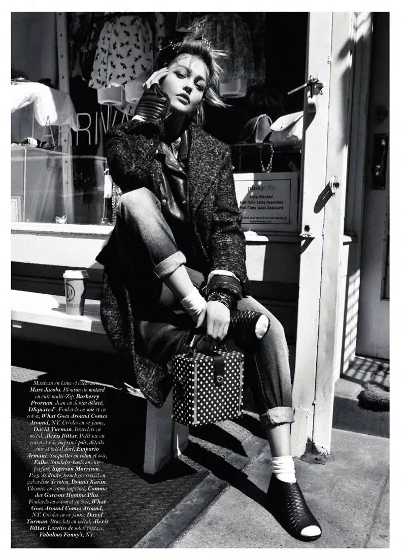 Sasha Pivovarova troch Inez & Vinoodh foar Vogue Paris juny/july 2011