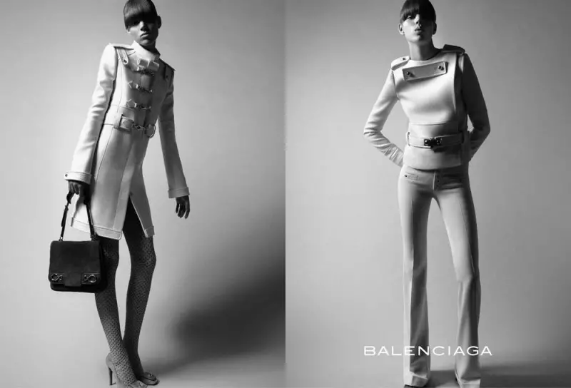 טראָובאַקק דאנערשטאג | Freja Beha Erichsen & Raquel Zimmermann פֿאַר Balenciaga האַרבסט 2005 אַדס