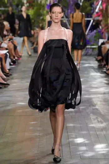 Dior Gwanwyn/Haf 2014 | Wythnos Ffasiwn Paris