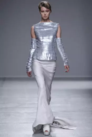 Gareth Pugh Spring/Summer 2014 | Paris Fashion Week