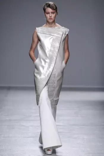 Gareth Pugh Musim Bunga/Musim Panas 2014 | Minggu Fesyen Paris