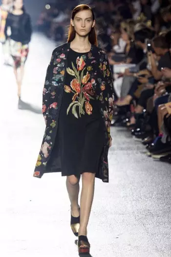 Dries van Noten နွေ/နွေရာသီ 2014 | ပဲရစ်ဖက်ရှင်ရက်သတ္တပတ်