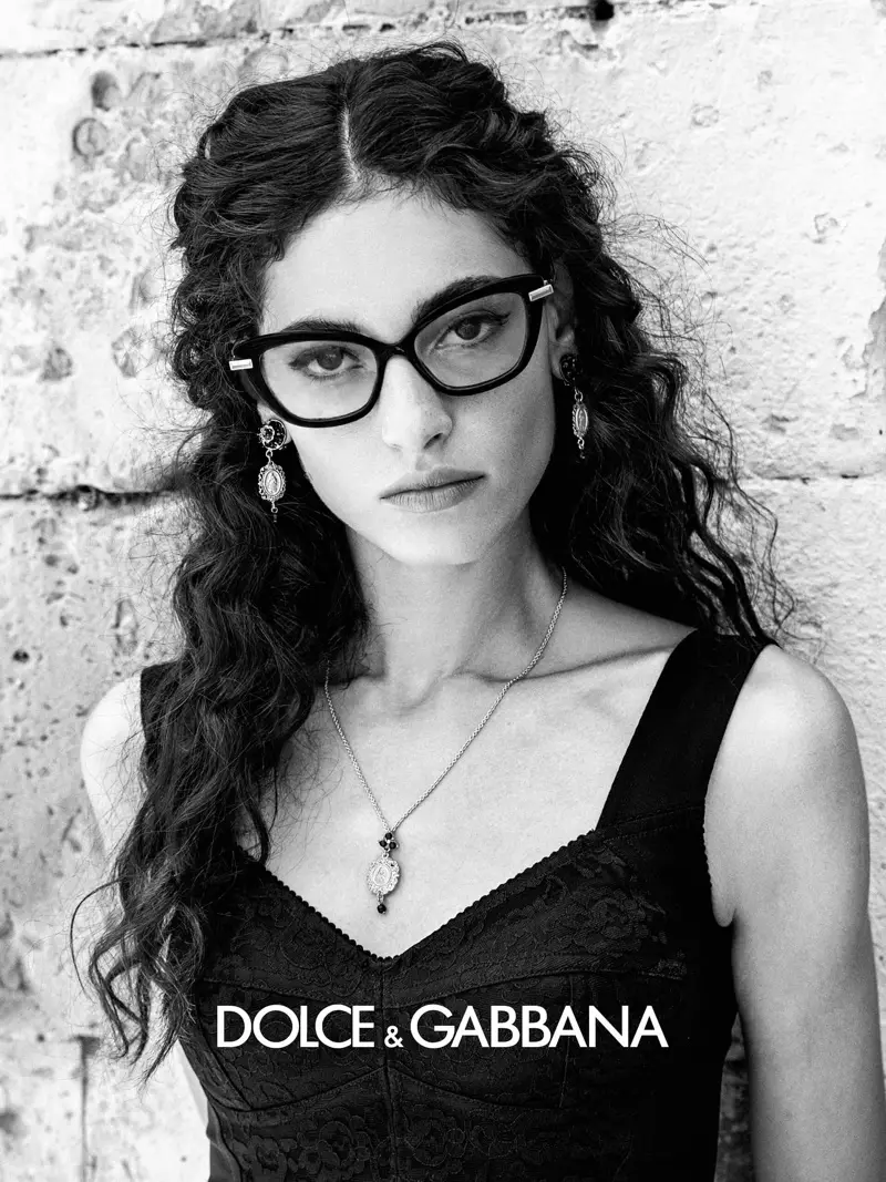 Talia Ferralis fer með aðalhlutverkið í Dolce & Gabbana Eyewear vor-sumar 2020 herferðinni