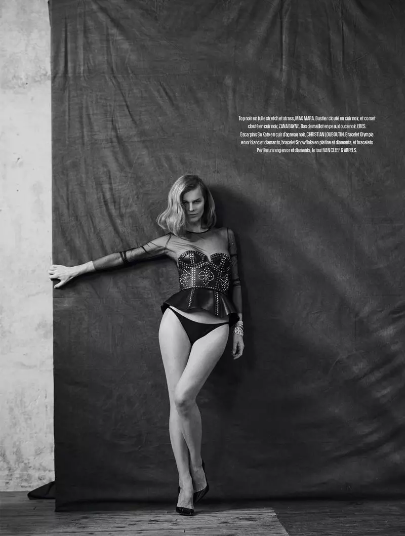 Eva Herzigova verbluft in zwart-wit voor L'Express Styles