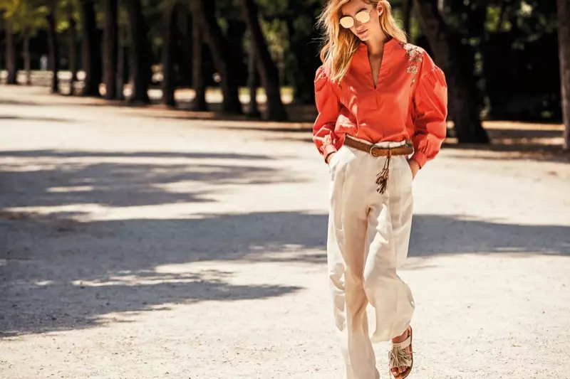 Kampeni ya Maartje Verhoef Fronts Twinset spring-summer 2020.