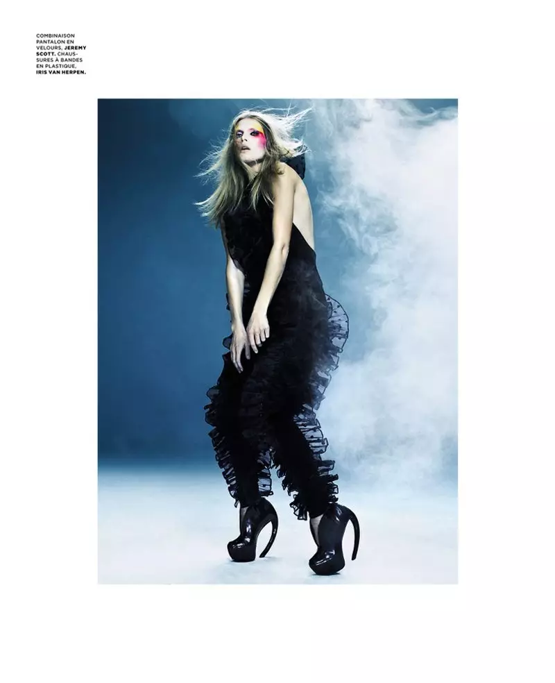 Malgosia Bela door Christian Anwander voor M le Monde december 2011