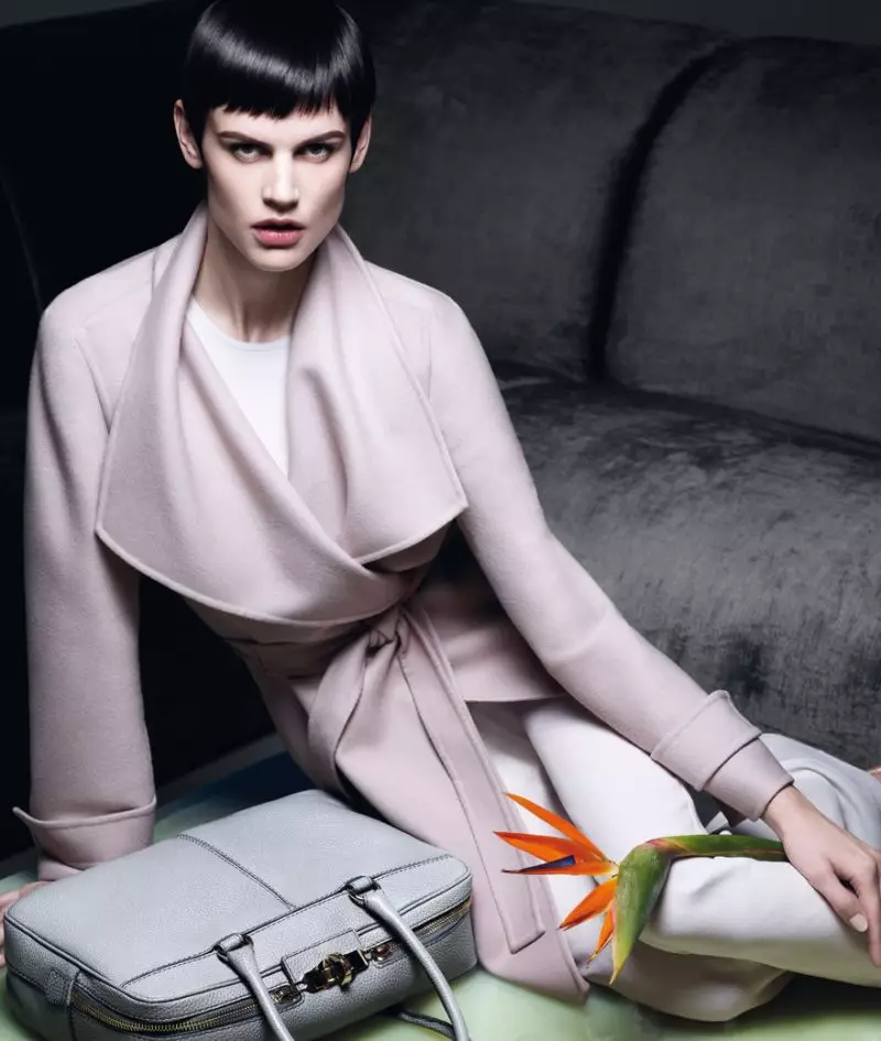 Saskia de Brauw para Max Mara Spring 2012 Campaña de Mario Sorrenti