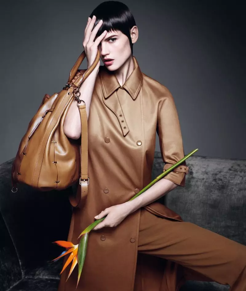 Saskia de Brauw por Max Mara Printempo 2012 Kampanjo de Mario Sorrenti