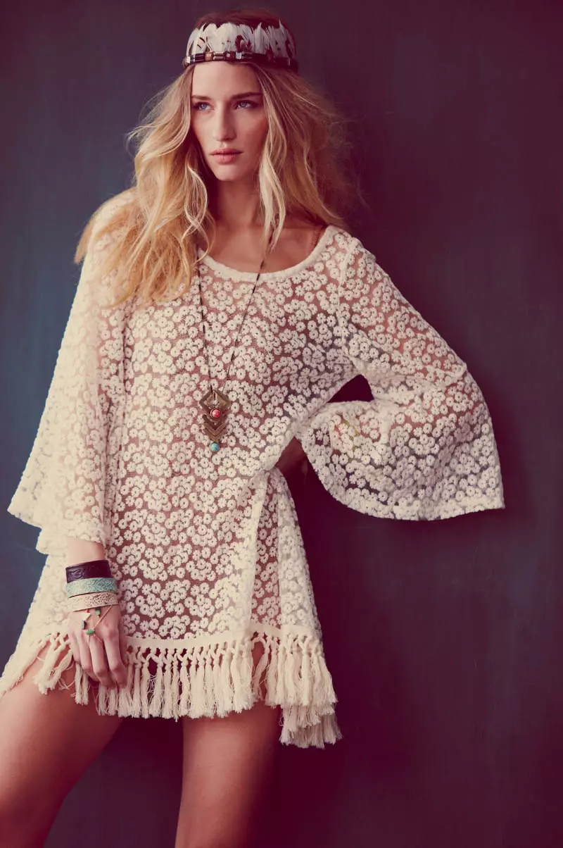 Linda Vojtova for Free People “Festival Fashion” Lookbook โดย Ana Palma