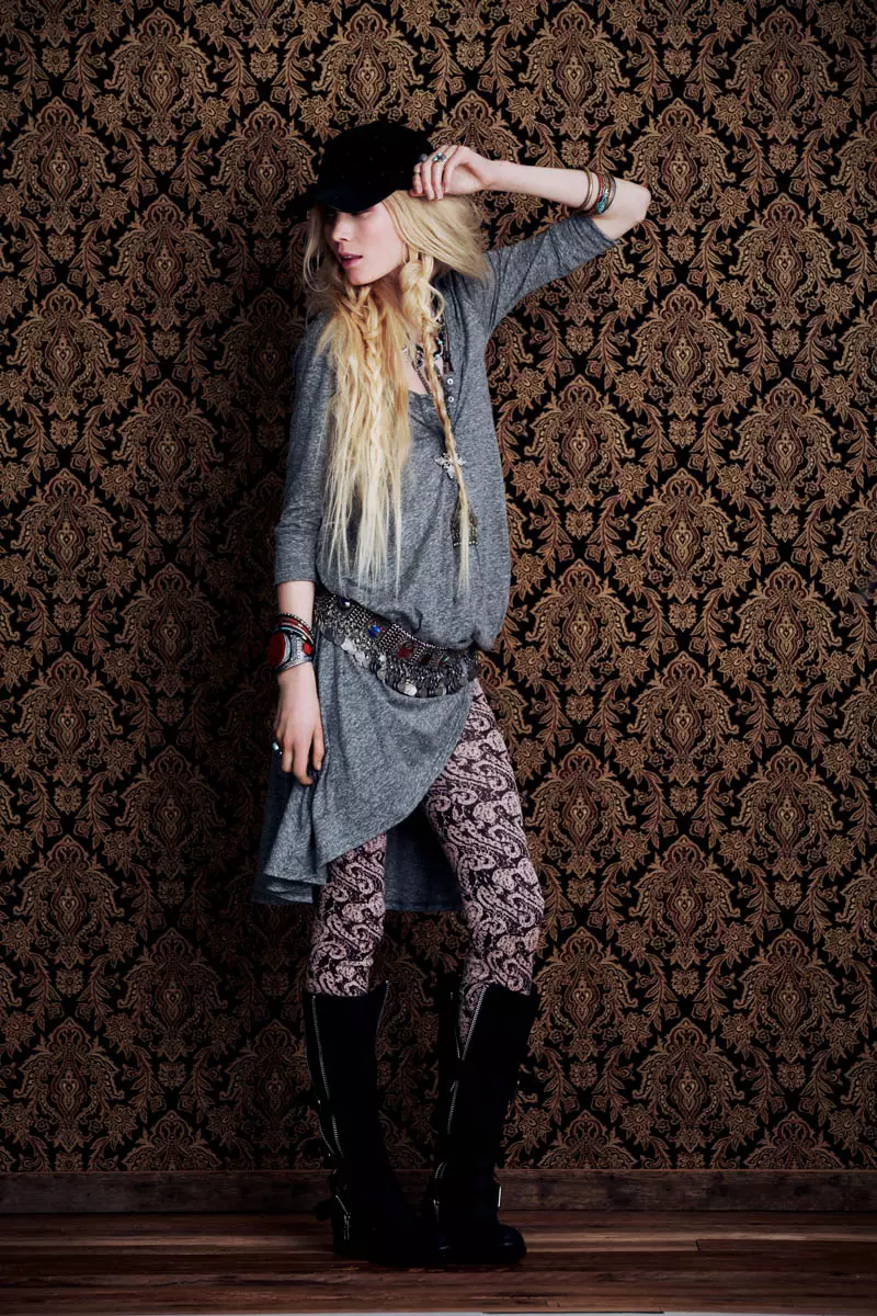 Elsa Sylvan har Wanderlust for Free People's December Lookbook