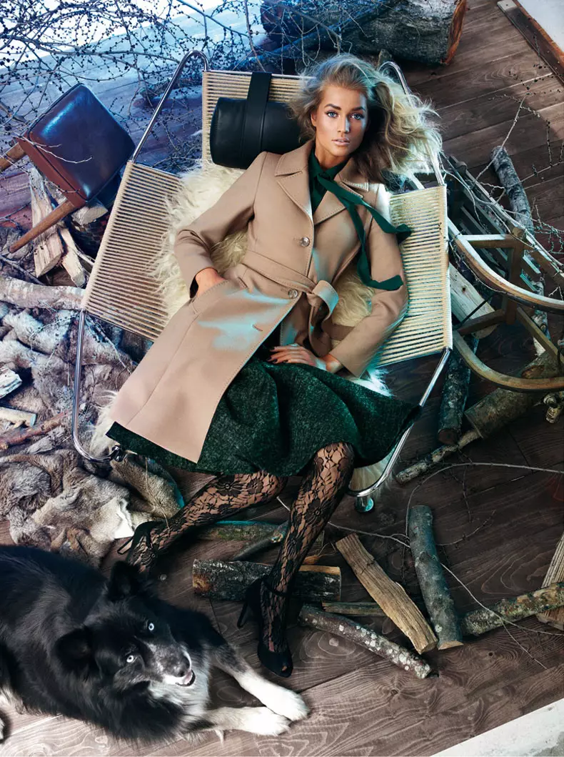 Toni Garrn & Querelle Jansen Nagpakita og Purong Kaanindot alang sa Max Mara Studio's Fall 2012 Campaign