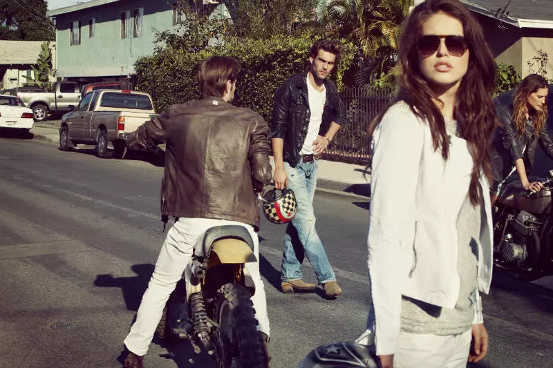 Erin Wasson en Emily DiDonato foar Replay Spring 2011 Campaign troch Chad Pitman