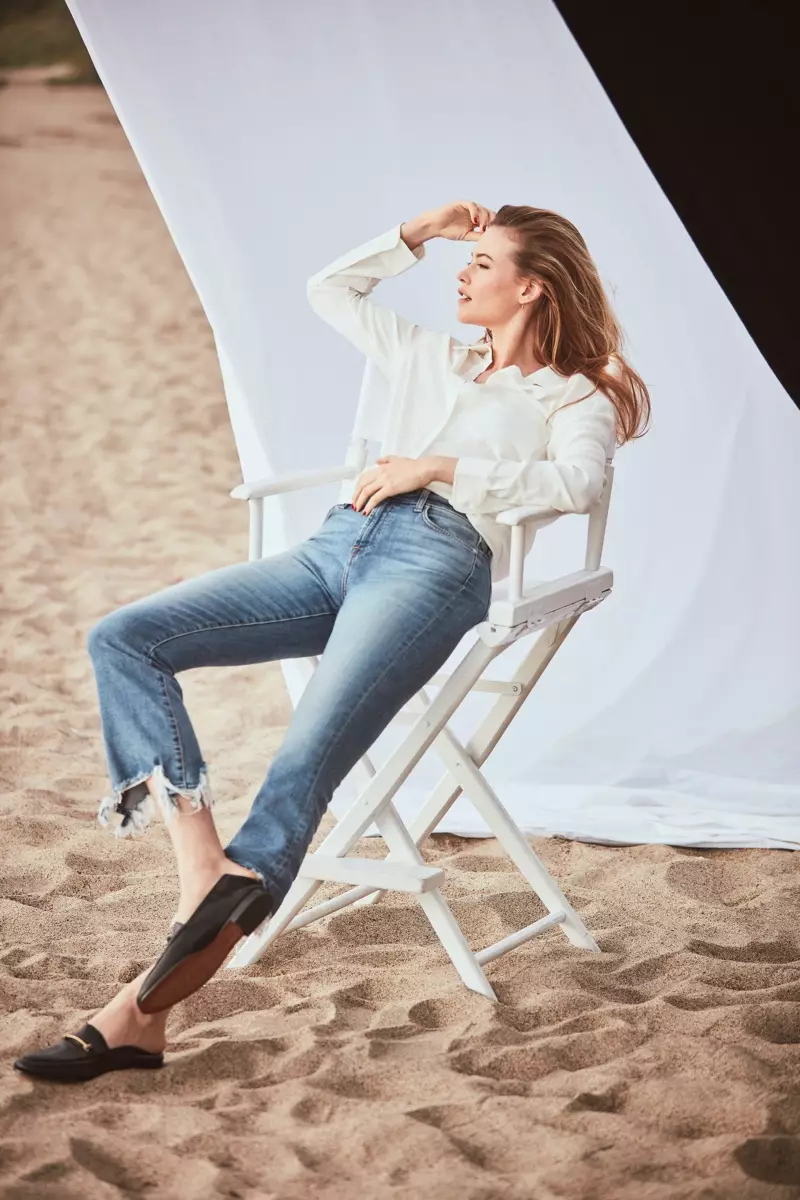 Behati Prinsloo สวมชุดยีนส์ 7 For All Mankind แคมเปญฤดูใบไม้ผลิ-ฤดูร้อนปี 2019