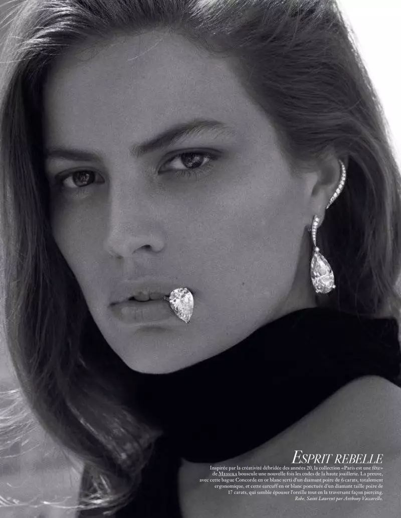 Cameron Russell Brilas en Precious Gems por Vogue Paris