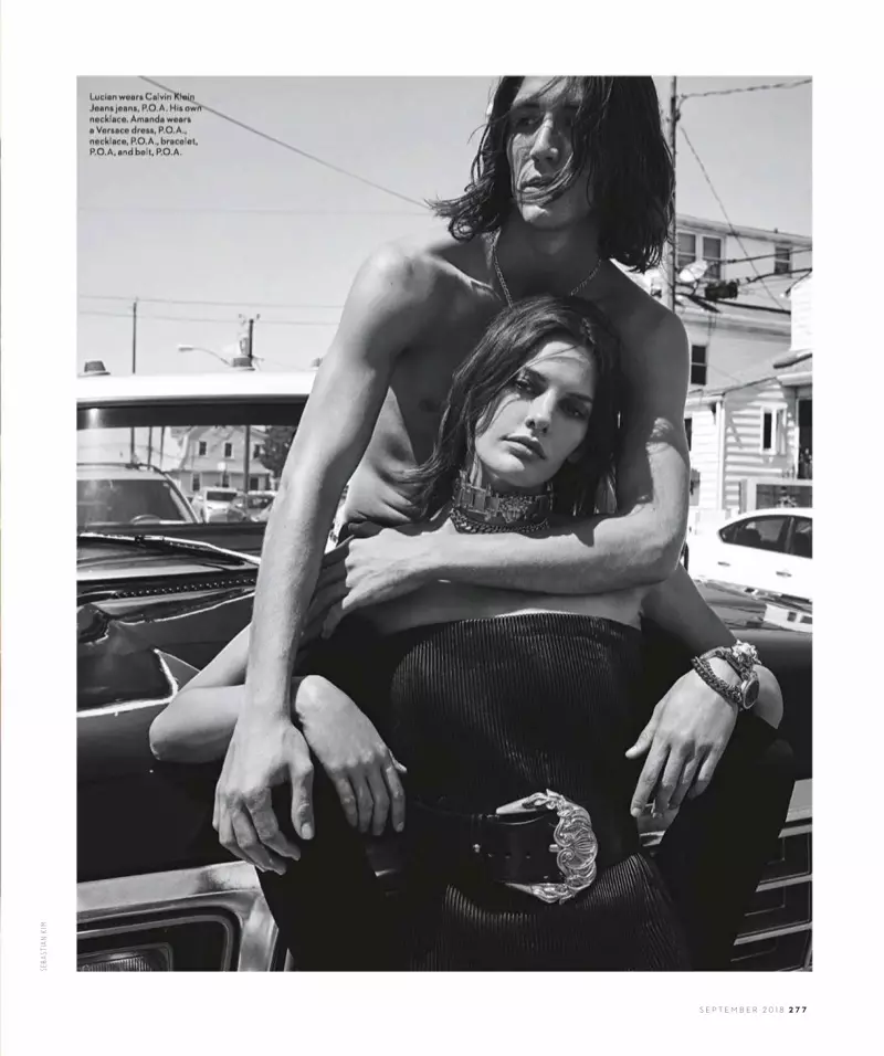 Amanda Murphy modela estilo rock & roll para Vogue Australia