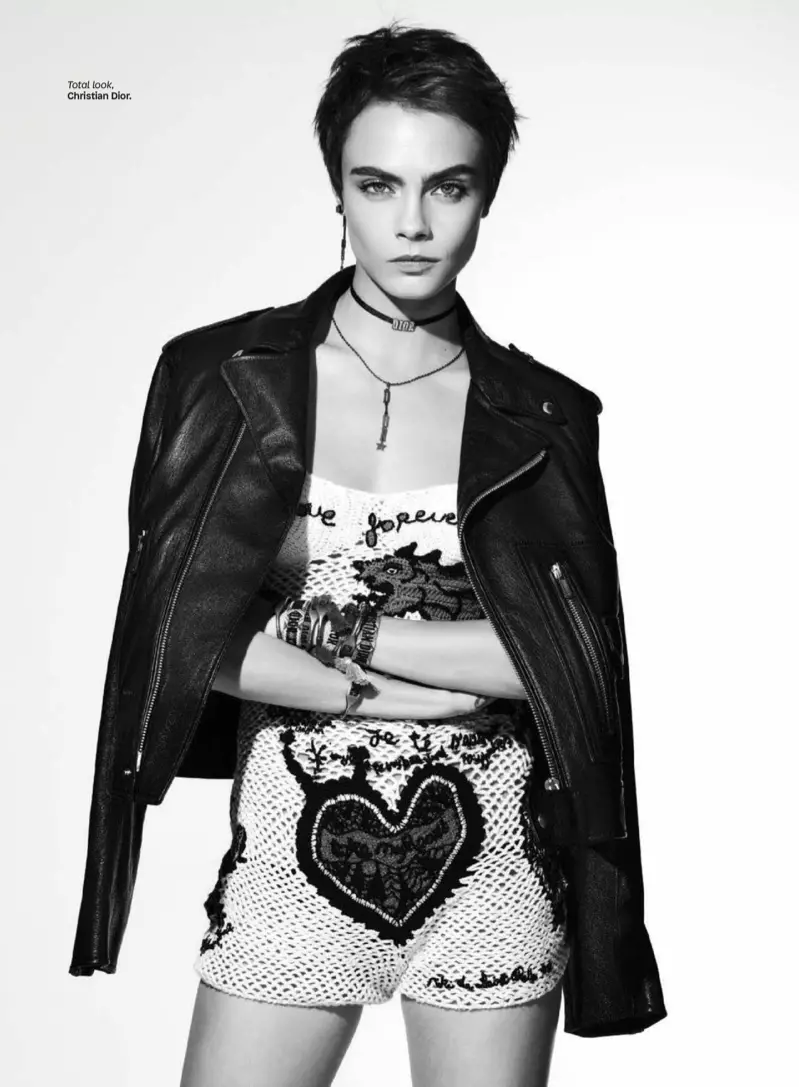 Cara Delevingne 在 Glamour 墨西哥為 Dior 時裝模特