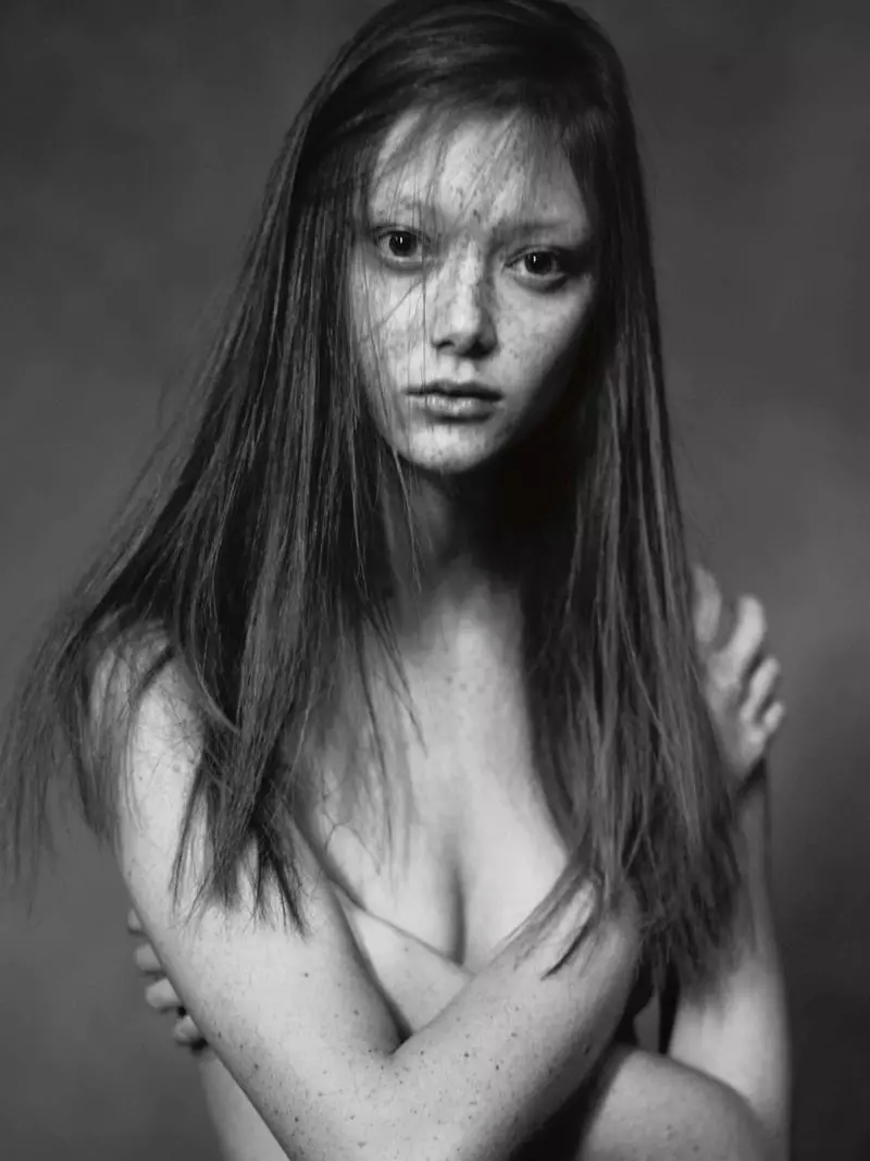 Sarah Grace Wallerstedt Model Gaya Rambut Artly kanggo Gaya Sunday Times