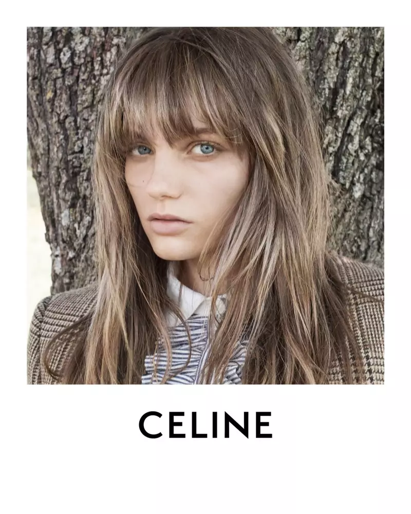 Fran Summers vertolk die Celine-winter 2020-veldtog.