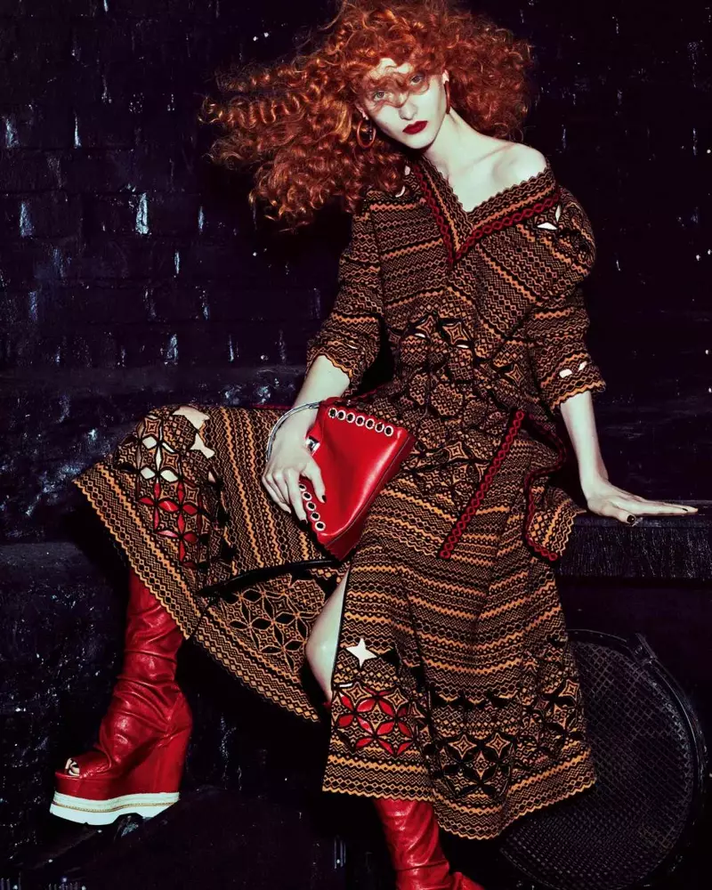 Nika Cole modelira cool vanjsku odjeću za časopis How to Spend It