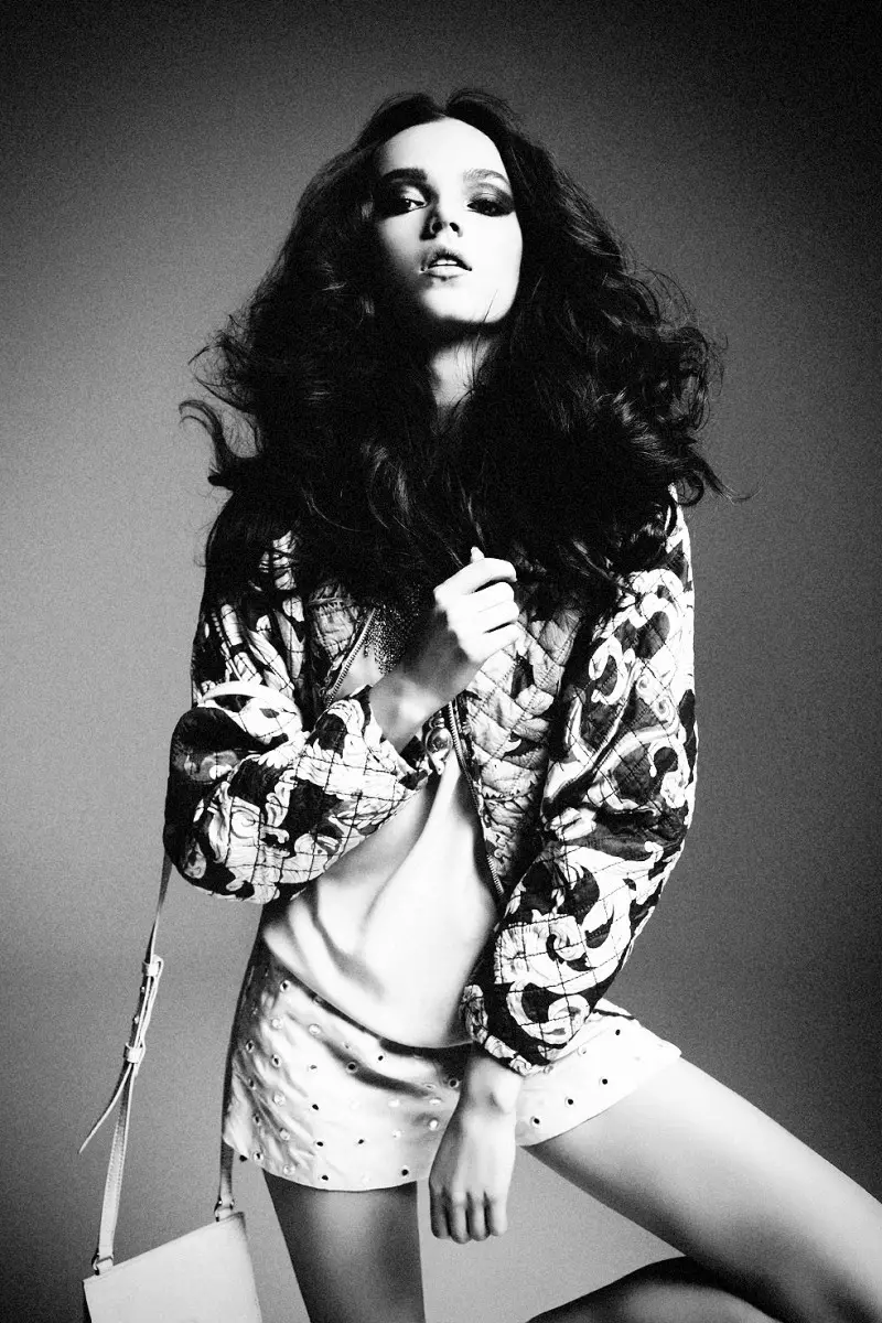 Jenna Earle porta looks glams per a la revista de moda de febrer de 2013 de Richard Bernardin