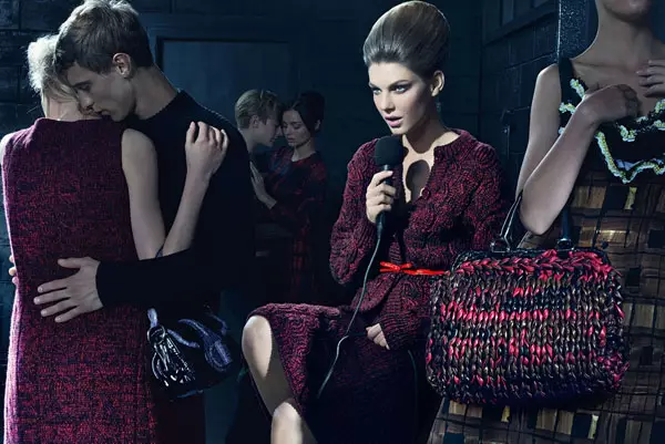 Campaña Prada Outono 2010 | Angela Lindvall e Miranda Kerr de Steven Meisel